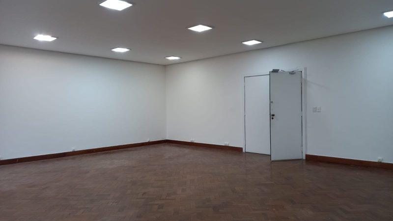 Salas comerciais de 22,3; 24; 25; 29; 73 e 104 m²